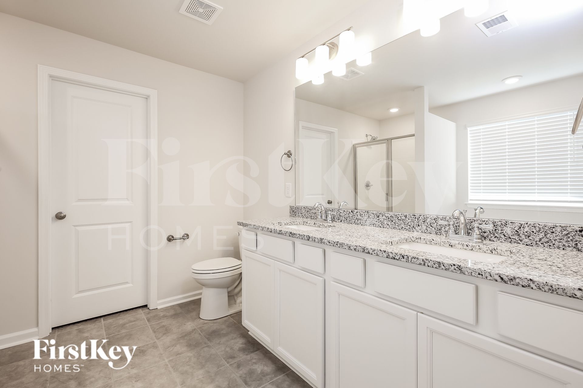 Building Photo - 300 Stonefence Dr