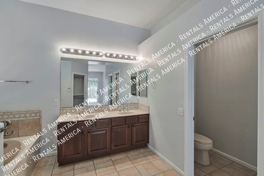 Building Photo - 13548 N Buckhorn Cholla Dr