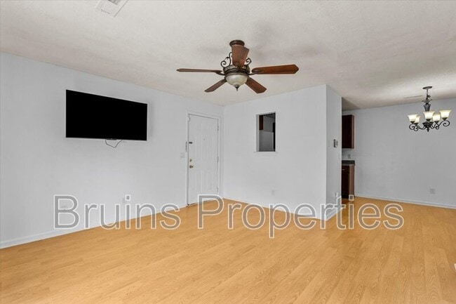 Building Photo - 5521 Hornaday Rd