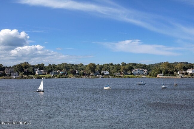 Building Photo - 119 Manor Dr