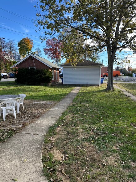 Back Yard - 19 S 24th St