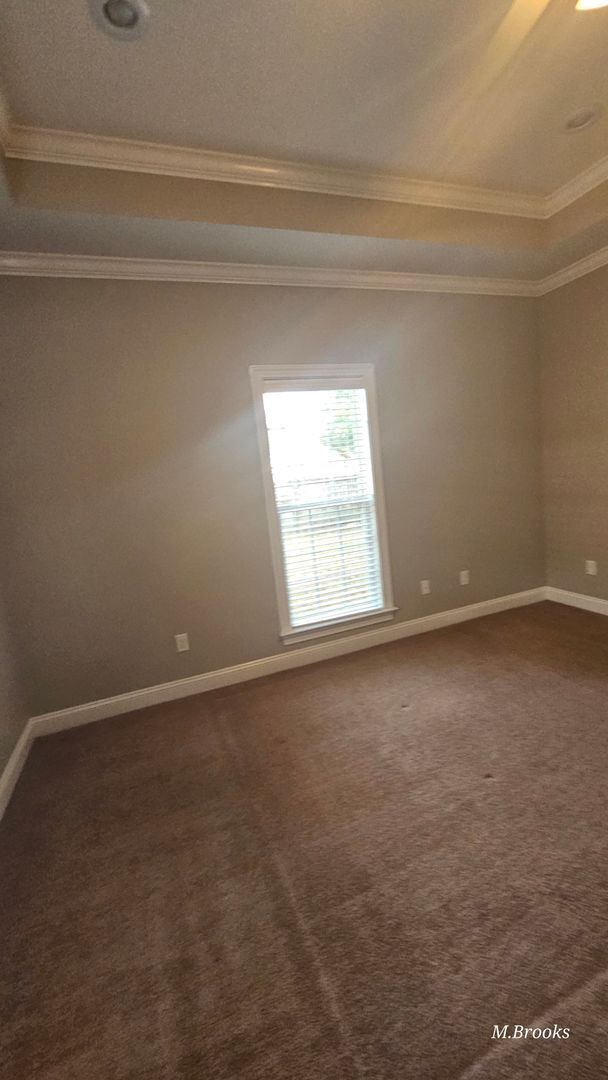 Building Photo - Beautiful 3/2 located in Valdosta