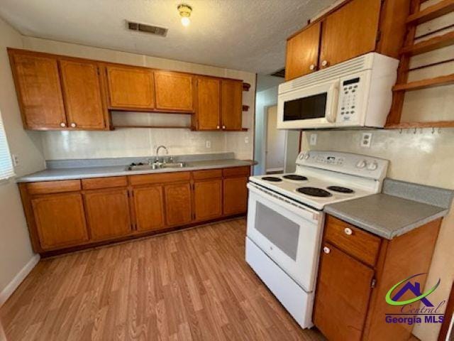 Building Photo - 318 Bruce St