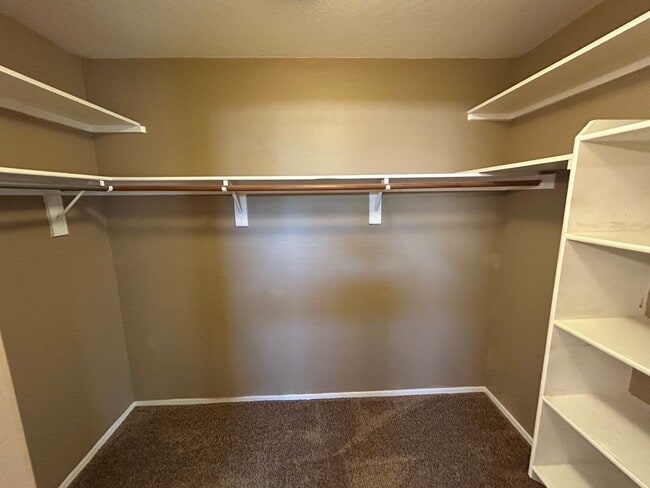 Building Photo - 15446 W Mercer Ln