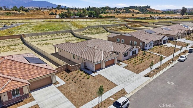 Building Photo - 11647 Saddleback Dr