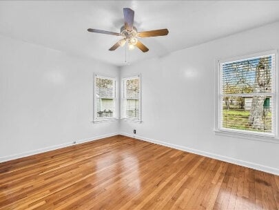 Building Photo - Floresville Property, Ask about our reduce...