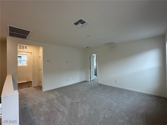 Building Photo - 9613 Hinson St