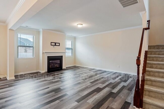 Building Photo - 15226 Red Canoe Way