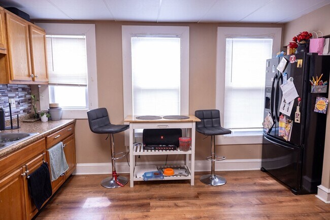 Building Photo - 38 Greenacre Square