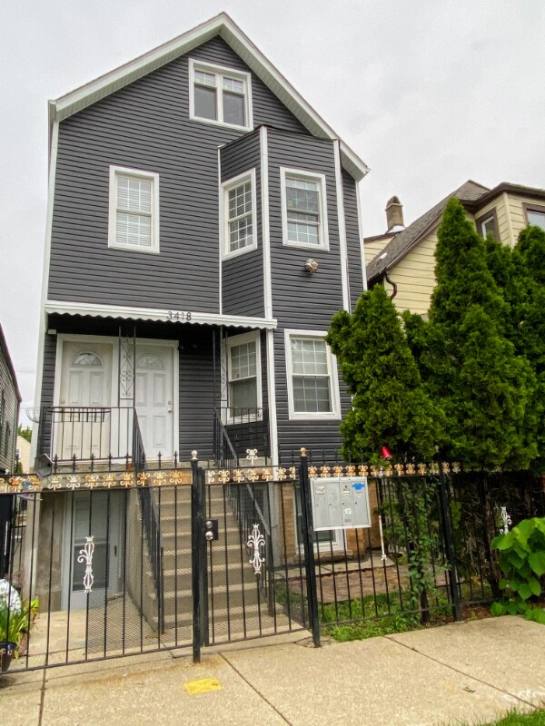 Building Photo - 3418 W McLean Ave