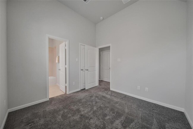Building Photo - 9603 Cambridge Manor Ln