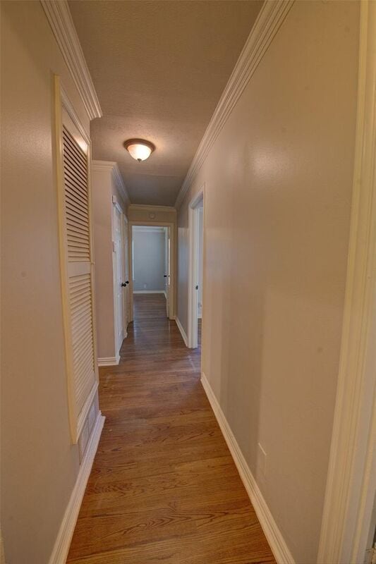 Building Photo - 1212 Marshalldale Dr