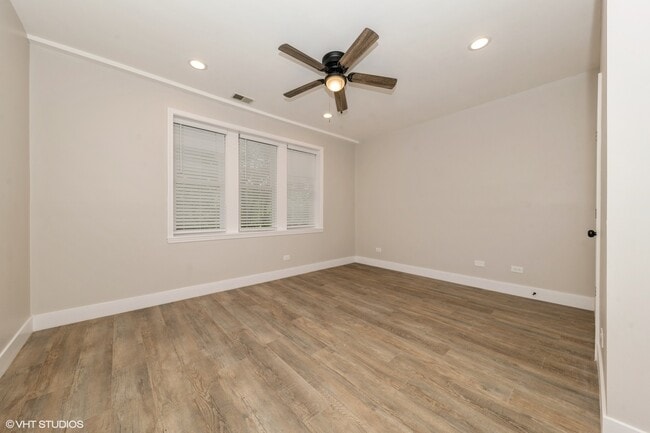 Building Photo - 6410 S Minerva Ave