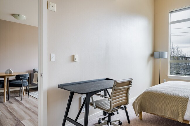 Building Photo - 5101 25th Ave NE