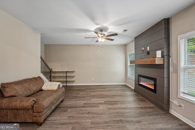 Building Photo - 119 Landon Dr