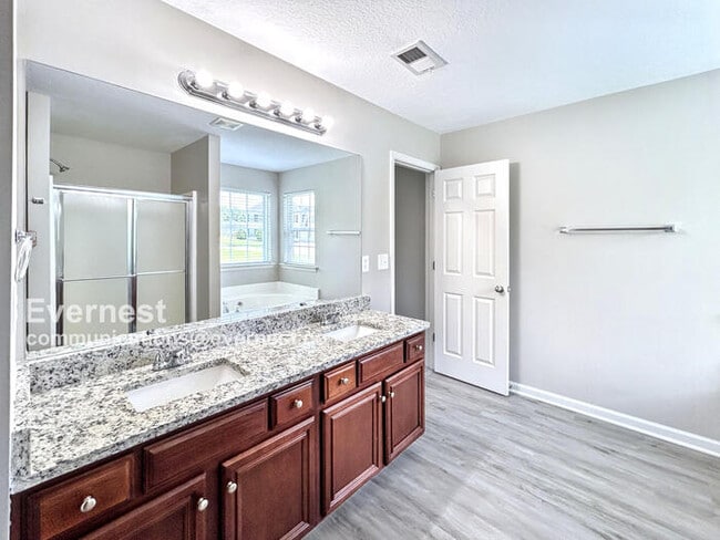 Building Photo - 1214 Bordeau Way