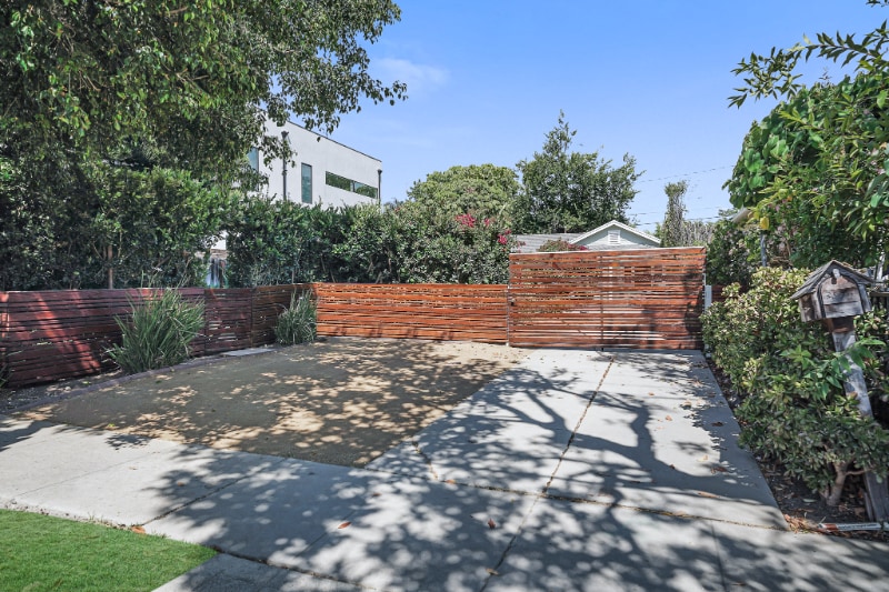 Building Photo - 3574 Helms Ave