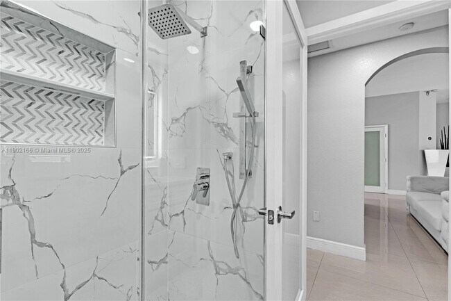 Building Photo - 15822 SW 140th St