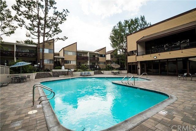 Building Photo - 5950 Canterbury Dr