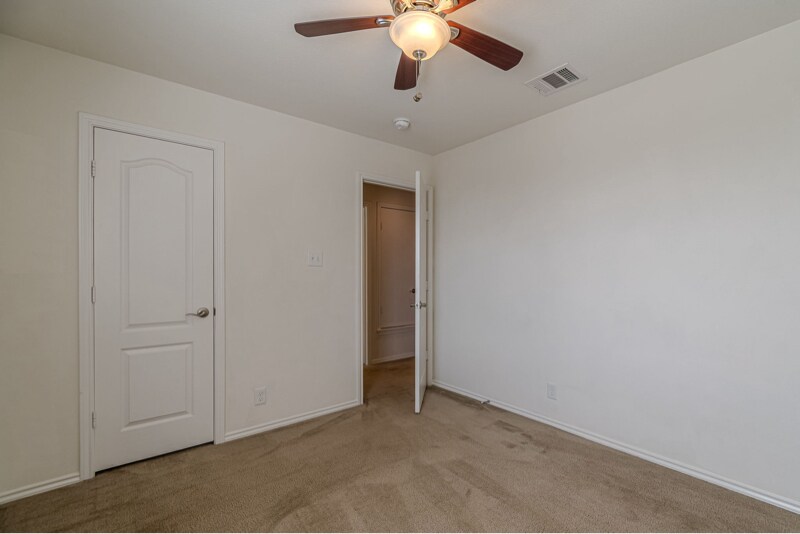 Building Photo - 403 McGarity