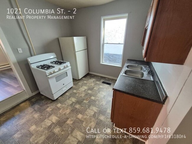 Building Photo - 1021 Columbia St