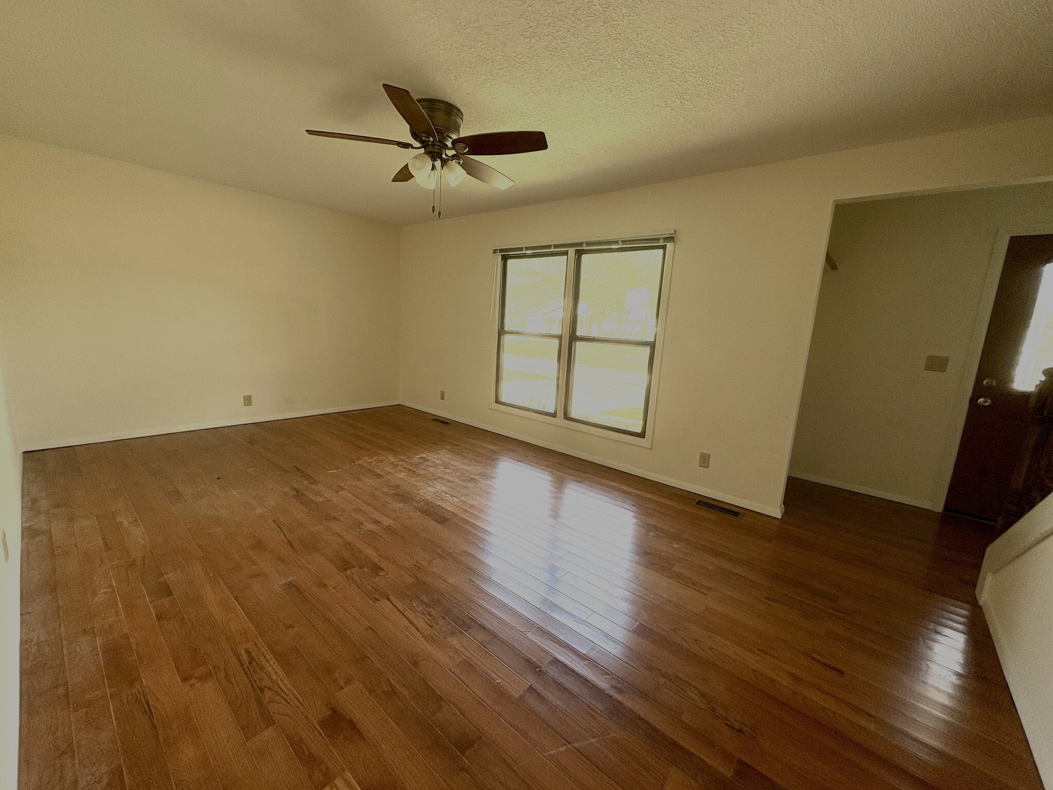Living Room - 1901 Kenny Ave