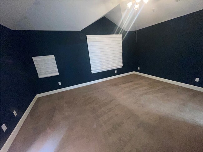 Building Photo - 7650 Springhill St