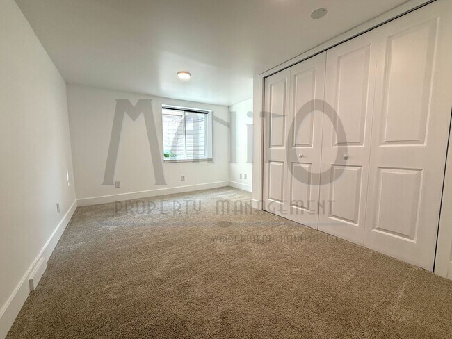 Building Photo - Updated Shadle Park Home