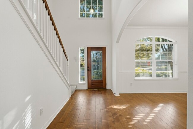 Building Photo - 3014 Northshire Ct