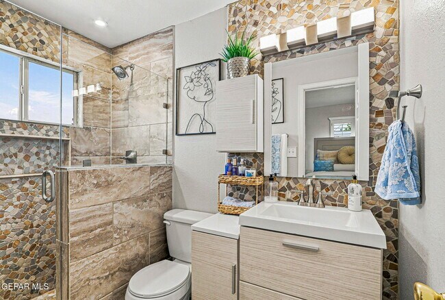 Building Photo - 4648 Robert Acosta Dr