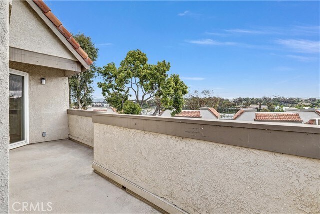 Building Photo - 28101 Montecito