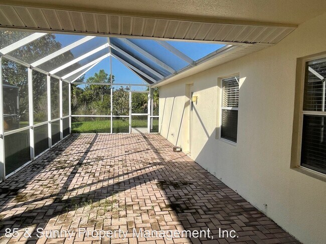 Building Photo - 5 br, 2 bath House - 5361 Somerville Dr