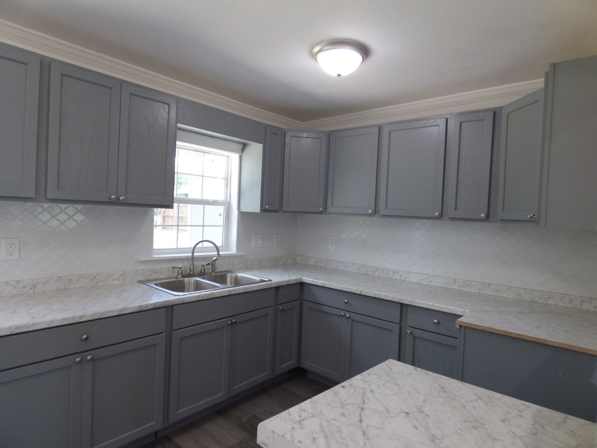 Building Photo - 1030 Clairmont Dr