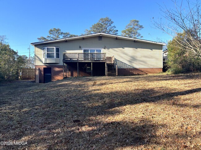 Building Photo - 1943 Northbrook Ave