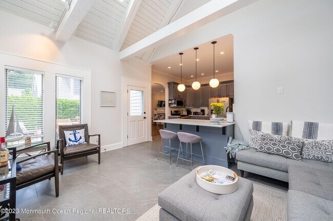 Building Photo - 623 Brooklyn Blvd