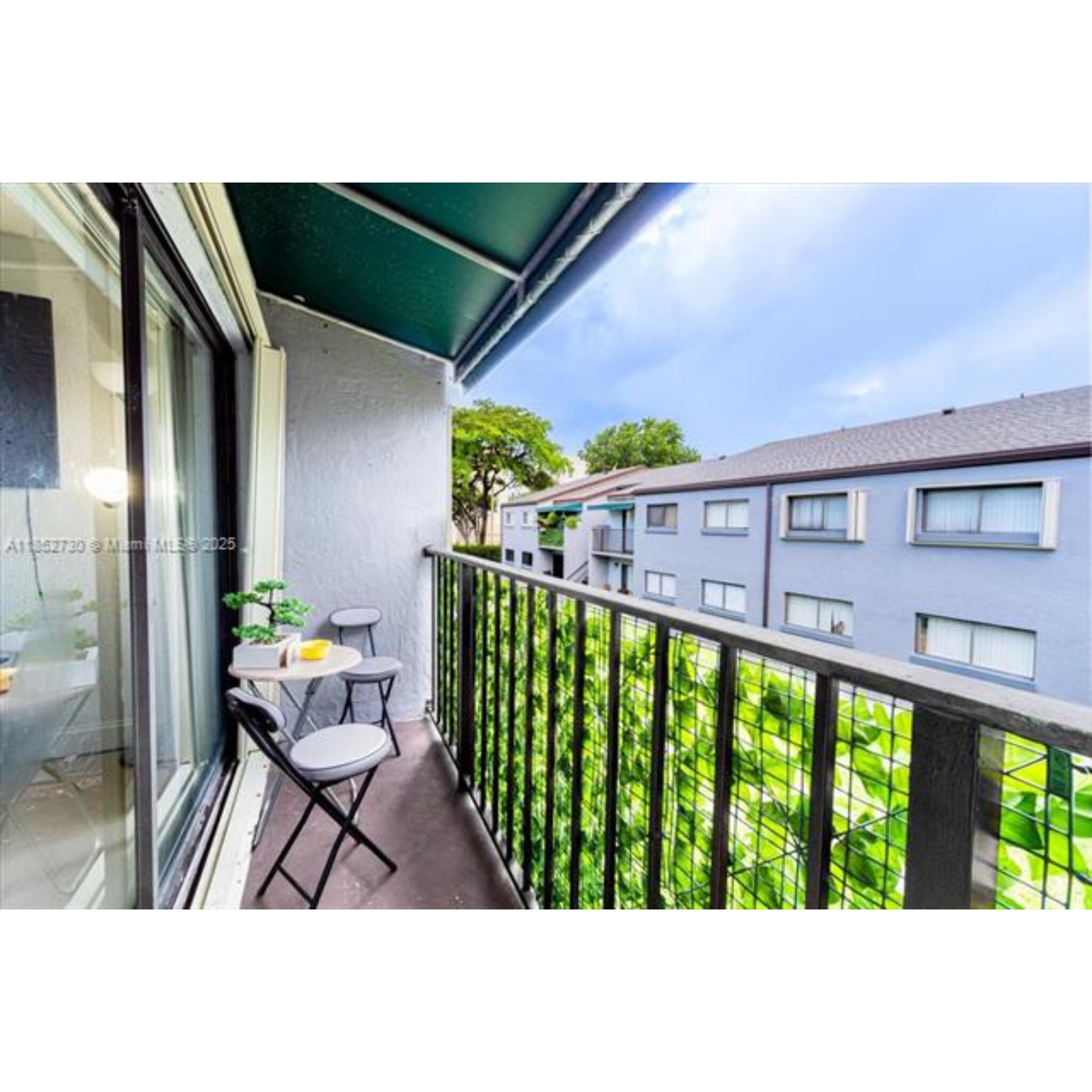 Building Photo - 7419 SW 152nd Ave