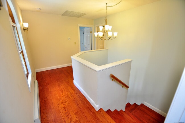 Building Photo - 64 Oak Ridge Dr