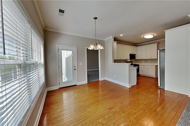 Building Photo - 3761 Carmen Ct SW