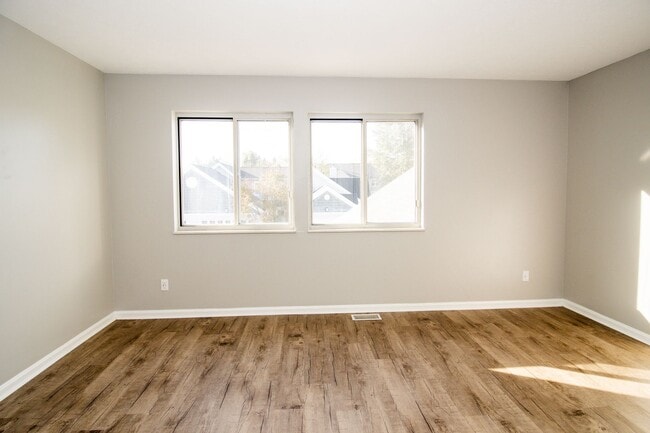 Building Photo - 1205 Canyon View Rd