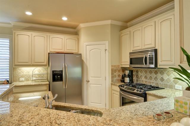 Building Photo - 3117 Rosedale Ave