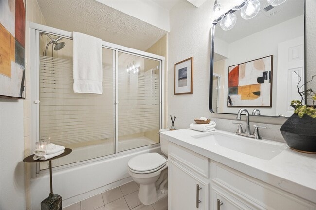 Building Photo - 6721 Belmont St