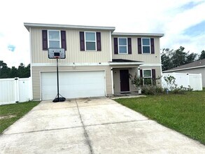 Building Photo - 256 Begonia Ln