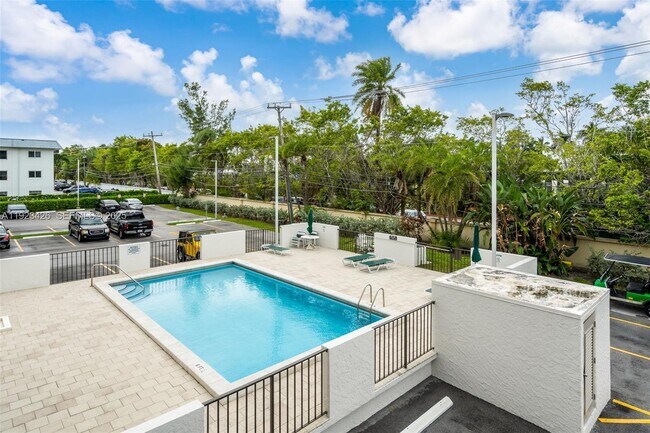 Building Photo - 255 Galen Dr