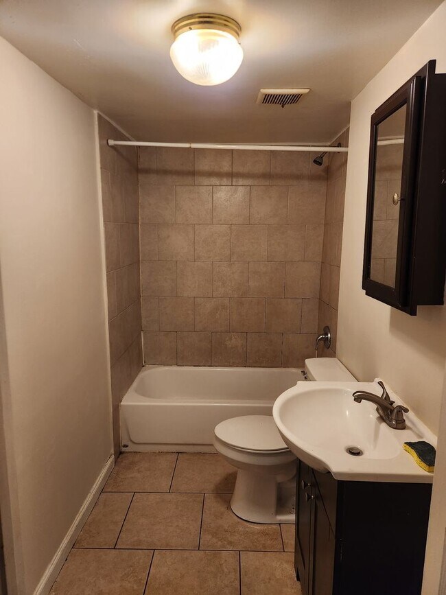 Building Photo - 3726-3728 Winnebago St