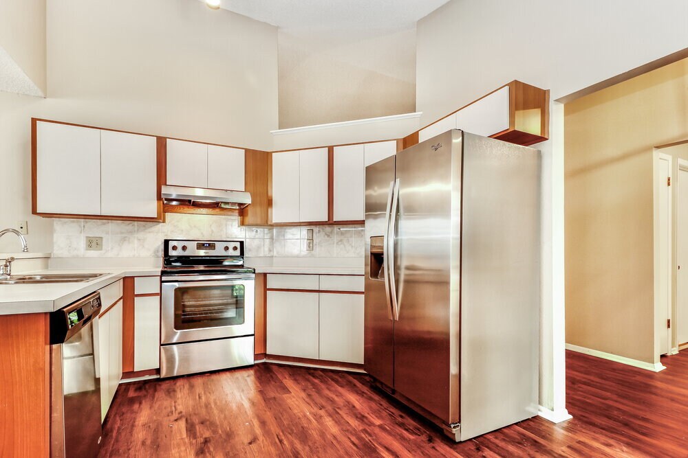 Building Photo - 8905 Bayaud Dr