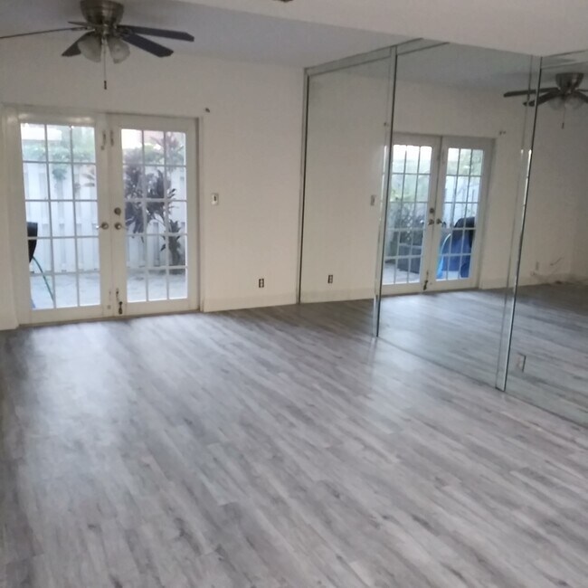 living room new AC unit 2023 - 2811 NE 15th St