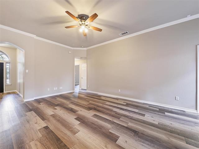 Building Photo - 2709 Vail Dr