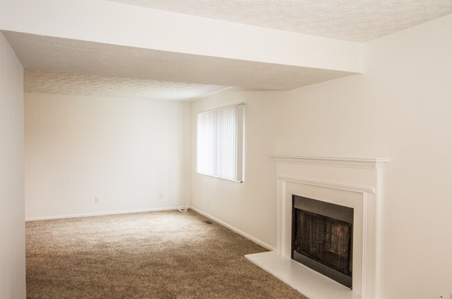 Building Photo - 1838 Keystone Lakes Dr