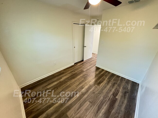 Building Photo - Remodeled 3/2 in Orlando - Move-in Special...