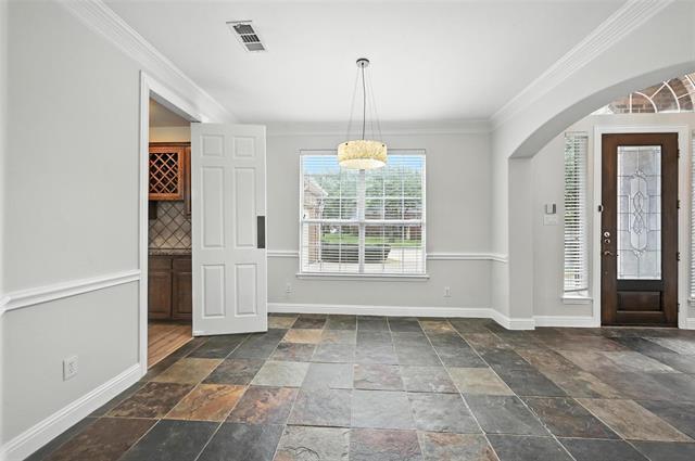 Building Photo - 4667 Wicklow Dr